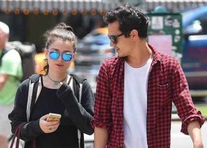 Eve Hewson and Max Minghella